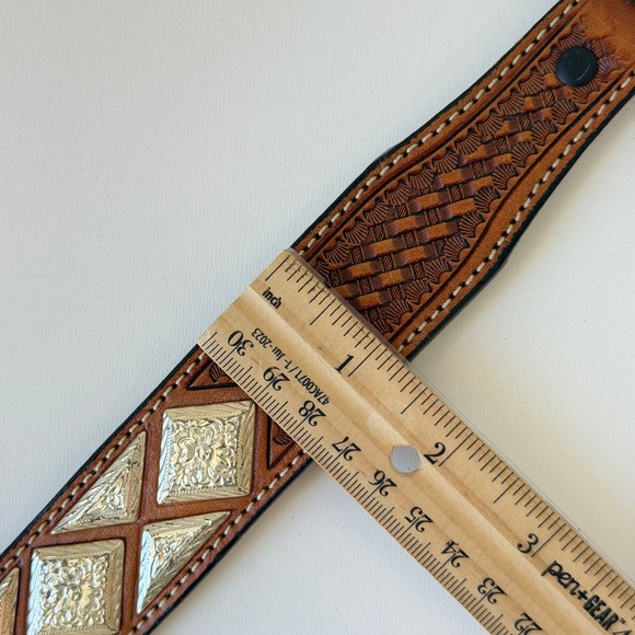 Vintage Nocona Western Belt Womens 30 Brown Tooled Leather Silver Concho Studded main image 10